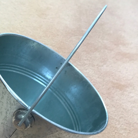 ⭐️HP⭐️ HARRY BARKER Good Dog Silver Toy Bucket - Picture 9 of 10